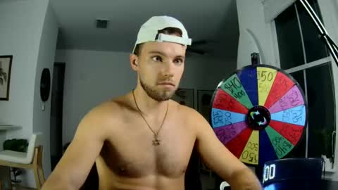 Snapshot of troy_greenxo chatting on September 9, 1:16 am Troy Green online show from September 9, 1:16 am