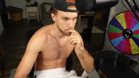 Troy Green online show from November 21, 8:35 am