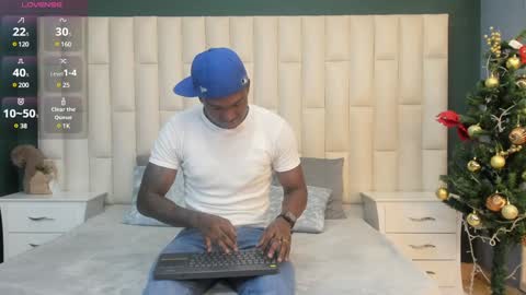 Snapshot of troykhalil chatting on January 7, 7:38 pm Troy Khalil online show from January 7, 7:38 pm