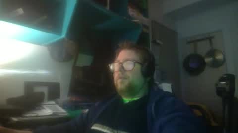 Snapshot of true_manofworth chatting on January 29, 5:51 am HandicappedLaugher online show from January 29, 5:51 am