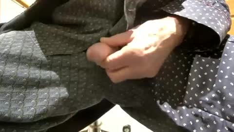 Very Happy man online show from December 6, 9:35 pm