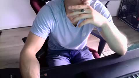 tsloverdome online show from August 3, 9:37 am