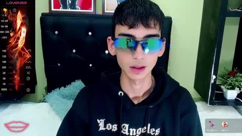 ttimy online show from February 22, 8:26 pm