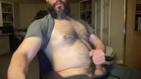 tuckerchase online show from January 8, 1:42 am