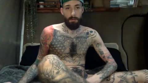 Snapshot of tuhands chatting on December 17, 2:44 pm Tuhands online show from December 17, 2:44 pm
