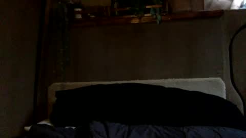 Snapshot of tuhands chatting on January 8, 3:17 pm Tuhands online show from January 8, 3:17 pm