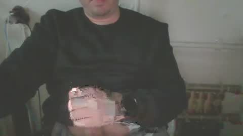 Snapshot of turkishdaddy34 chatting on February 5, 3:53 pm turkishdaddy34 online show from February 5, 3:53 pm