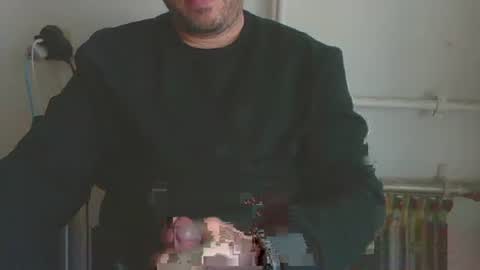 Snapshot of turkishdaddy34 chatting on February 1, 11:32 am turkishdaddy34 online show from February 1, 11:32 am