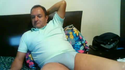 Mario Ramirez online show from December 13, 2:32 am