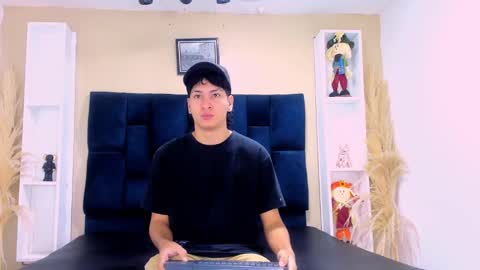 Snapshot of twink_bunny chatting on October 1, 12:09 pm samu online show from October 1, 12:09 pm