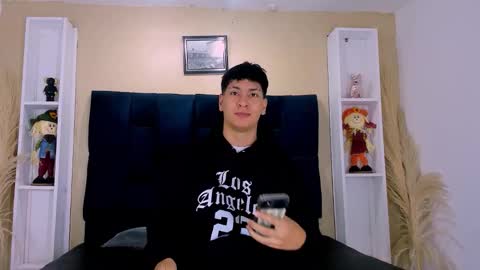 Snapshot of twink_bunny chatting on October 7, 12:09 pm samu online show from October 7, 12:09 pm