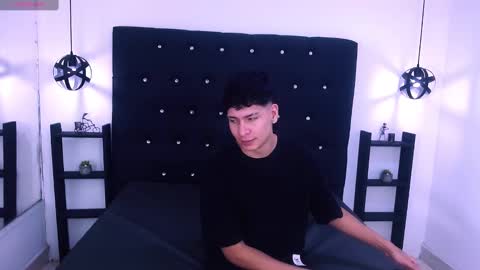 Snapshot of twink_bunny chatting on October 4, 6:46 pm samu online show from October 4, 6:46 pm