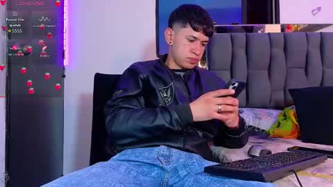 Snapshot of twink_daren chatting on September 9, 4:50 pm Mr Daren online show from September 9, 4:50 pm