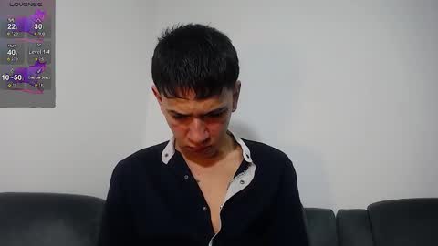 Snapshot of twink_daren chatting on March 7, 6:11 pm Mr Daren online show from March 7, 6:11 pm