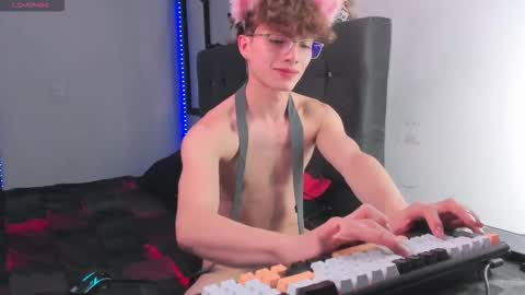 jhony online show from November 24, 2:01 am