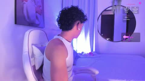 Snapshot of twink_lion chatting on October 3, 9:20 pm Lion online show from October 3, 9:20 pm