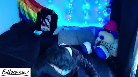 Snapshot of twink_sebas_ chatting on December 29, 12:55 pm Bad boy sebastian online show from December 29, 12:55 pm
