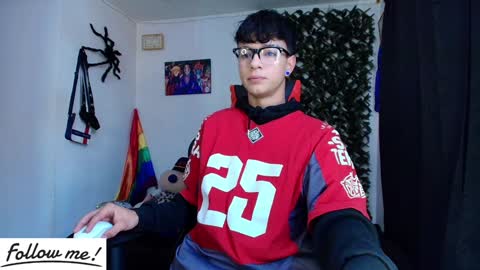 Snapshot of twink_sebas_ chatting on January 19, 4:04 pm Bad boy sebastian online show from January 19, 4:04 pm