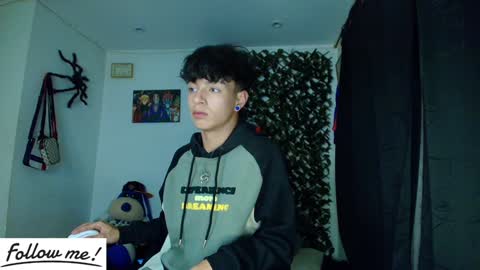 Snapshot of twink_sebas_ chatting on January 21, 6:56 am Bad boy sebastian online show from January 21, 6:56 am