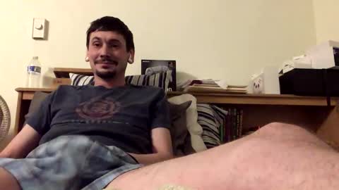 TwinkyMcgee online show from October 4, 6:40 am