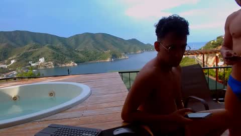 twoboyshot24 online show from September 21, 12:16 pm