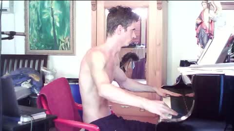 TobeBritta online show from March 1, 4:22 pm