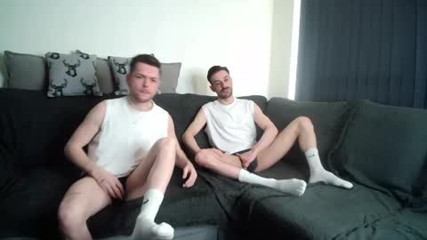 RyanRowan online show from April 29, 5:52 pm