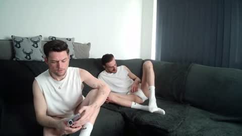 RyanRowan online show from June 14, 5:04 pm