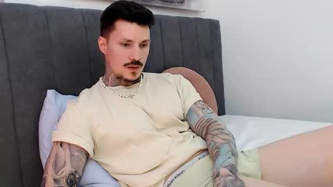 tyagodoll online show from December 18, 6:15 pm