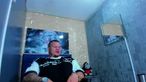 Tyleer Scot online show from June 16, 2:52 pm