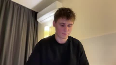 tyler_garrner online show from October 19, 8:45 pm