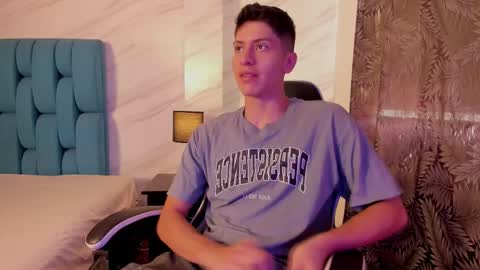 Snapshot of tylercold_x chatting on October 6, 7:07 pm Tyler online show from October 6, 7:07 pm