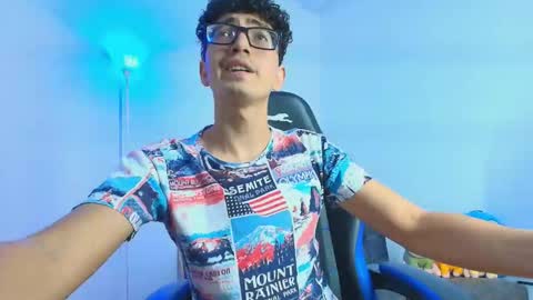   online show from October 14, 7:54 pm