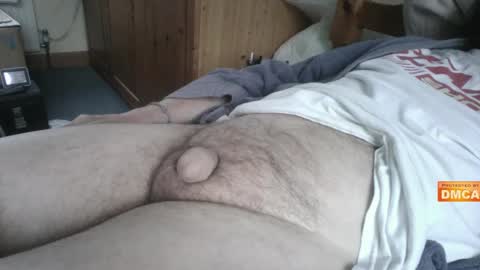 Hairy UK guy online show from January 7, 9:10 am