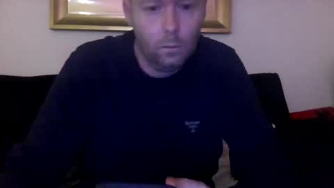 ukmatty3 online show from December 9, 6:45 am