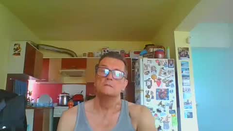 ulmeni4 online show from April 23, 12:29 pm