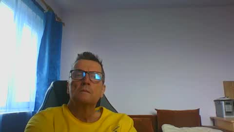 ulmeni7 online show from July 12, 1:02 pm