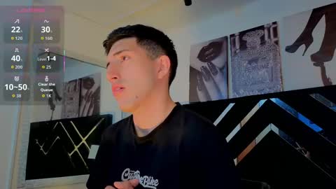 un_sluttyy online show from June 8, 6:53 pm