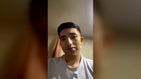 un_sluttyy online show from April 19, 11:42 am