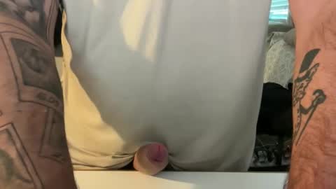 uncutbeard129840 online show from December 5, 12:07 am