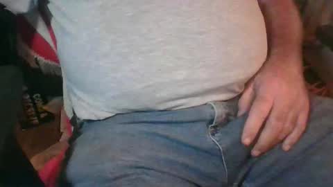 Snapshot of uncutmike7x5 chatting on October 16, 5:32 pm uncutmike7x5 online show from October 16, 5:32 pm
