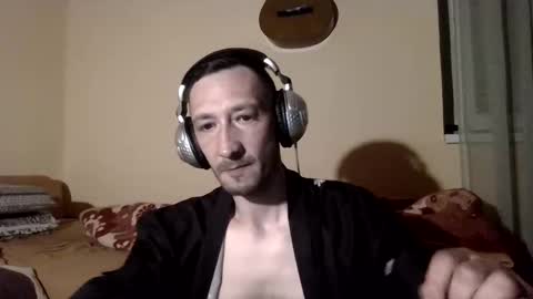 underguy19 online show from April 28, 8:57 pm