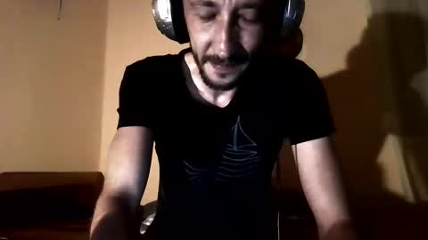 Snapshot of underguy19 chatting on September 13, 8:54 pm underguy19 online show from September 13, 8:54 pm