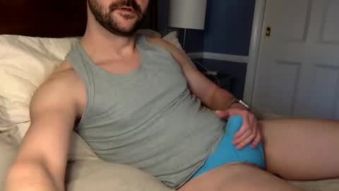 Snapshot of underwearguy230 chatting on January 27, 10:06 pm underwearguy230 online show from January 27, 10:06 pm