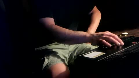 untouchableace84 online show from November 2, 7:34 am