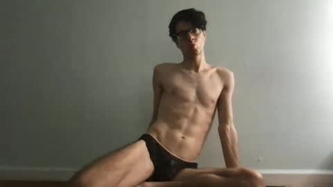 Snapshot of upsetboy chatting on September 21, 7:25 pm deaf mute boy online show from September 21, 7:25 pm