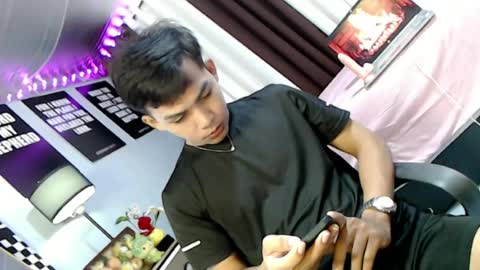 ur_shan21 online show from August 6, 6:47 pm
