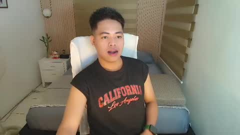 ur xzenxzen online show from May 8, 2:17 pm