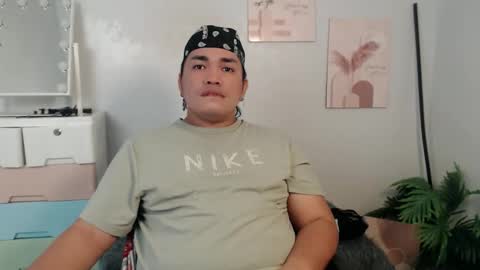 ure_fattytoy143 online show from April 26, 4:15 pm