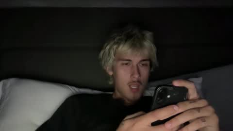 urfavcock6918 online show from April 4, 7:05 am